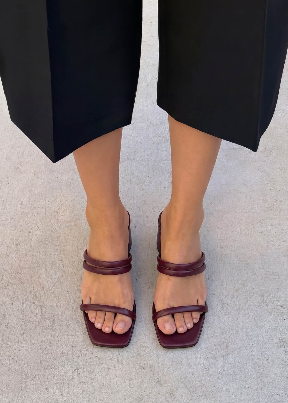 Indiana Bare Burgundy Leather Sandals