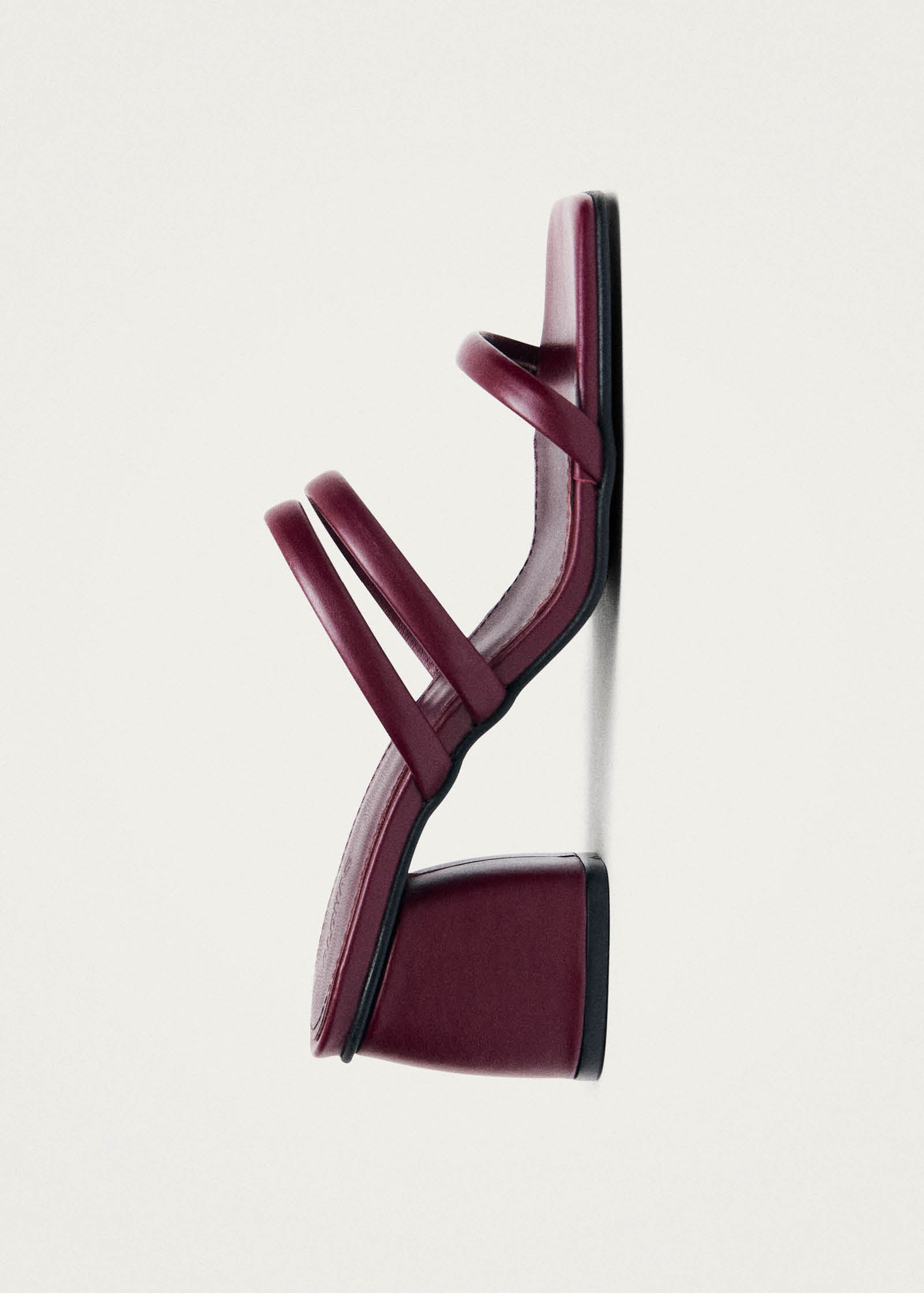 Indiana Bare Burgundy Leather Sandals
